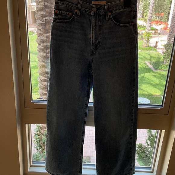 Levi’s Ribcage Wide Leg - Picture 1 of 4